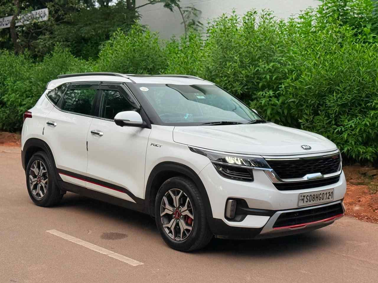KIA SELTOS GT LINE DCT - Image 3
